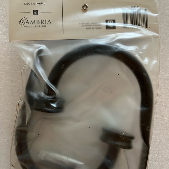 Holdbacks - Picture 2 of 3